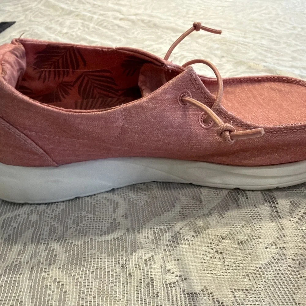 Reef Womens Cushion Coast slip on shoe in Rose 8.5 Arch Support Beach Surf Boho